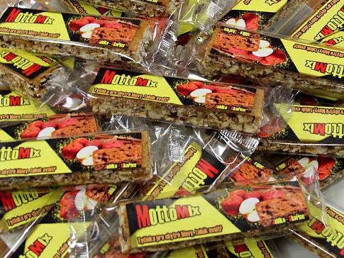 MottoMix – podoba tyčinek vyrobených ve společnosti Úsovsko Food na základě vítězného návrhu litovelský školáků
